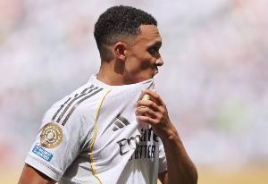 阿诺德&amp;吕迪格&amp;加西亚：战多特最后有些混乱，但赢下比赛最重要