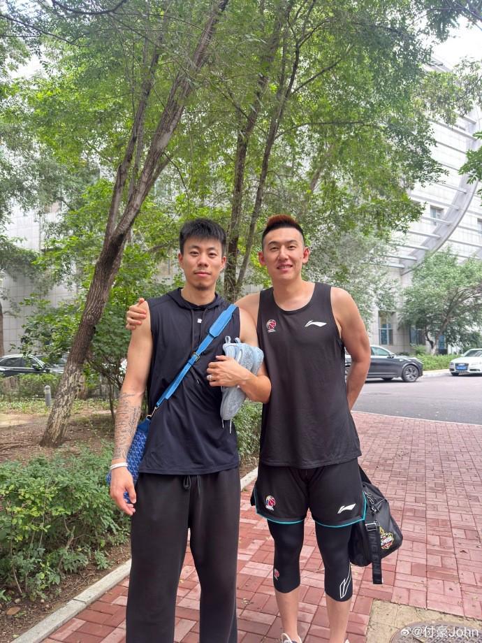 MK体育登录入口-付豪告别张镇麟等队友：祝愿你们都能选好自己的路，开心顺利