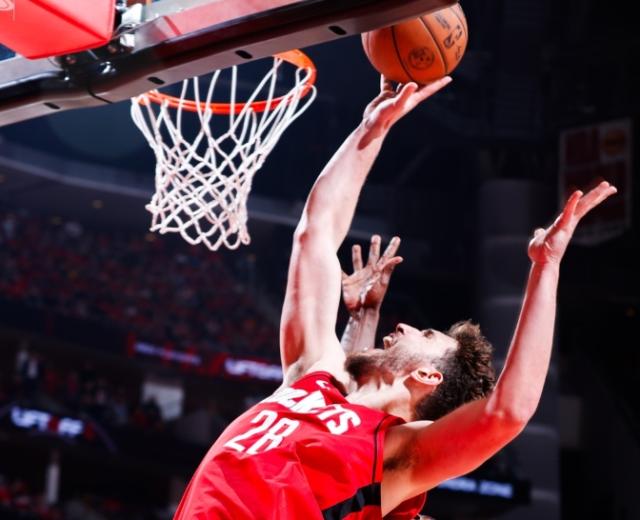 MK体育-防守拉满进攻低迷 火箭想扭转局势不能一条腿走路